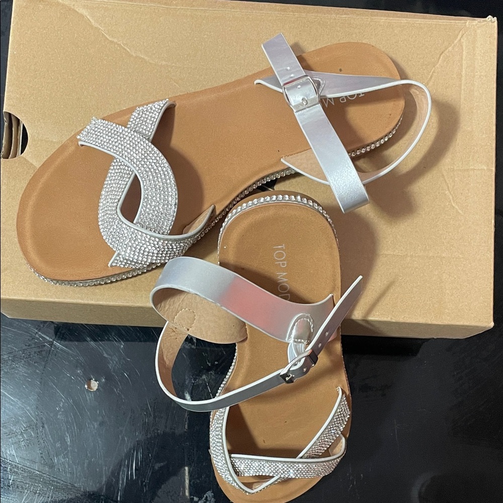 TOP Moda Silver and Tan Women's Sandals
